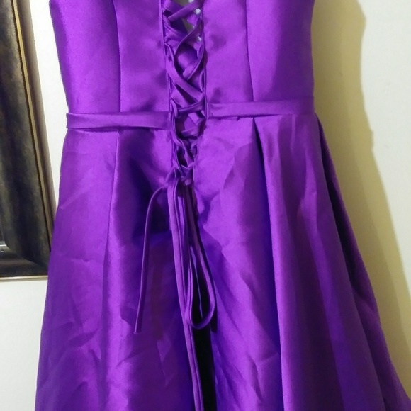 Dress - Picture 6 of 8